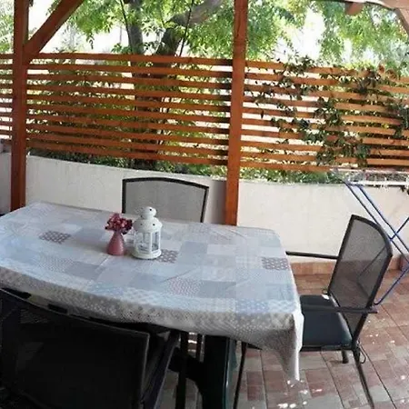 Apartamento Tina *