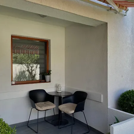 Apartamento Tina *